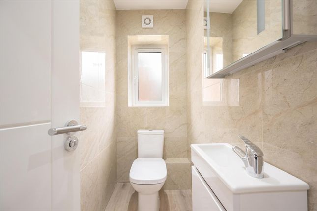 18, Daventry Avenue, London photo 4