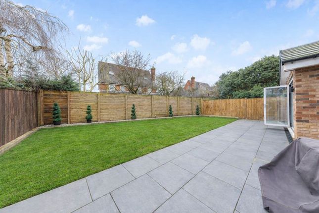 3 Chesterton Drive, Warrington photo 4