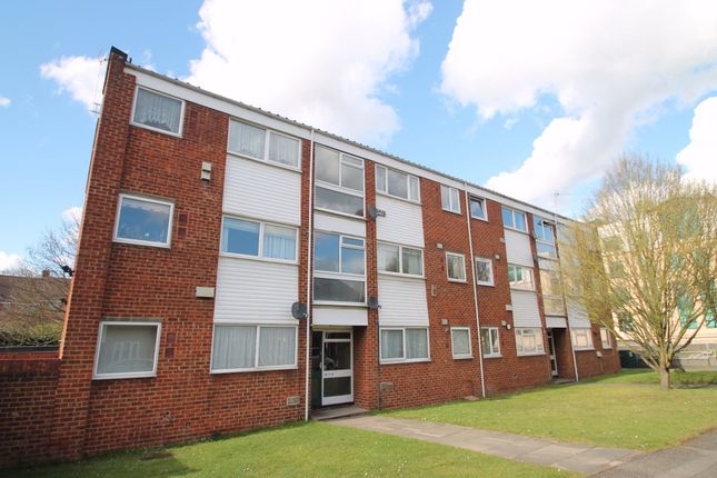 2-bed flat on 44 Whitehall Close, Uxbridge, £315,000