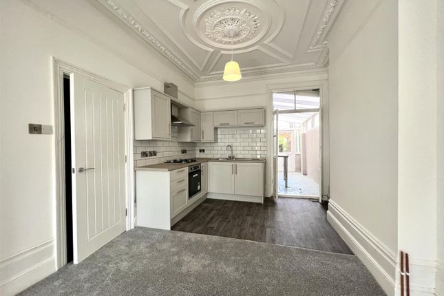 Ground Floor Flat, 32, Derby Road, Portsmouth photo 2