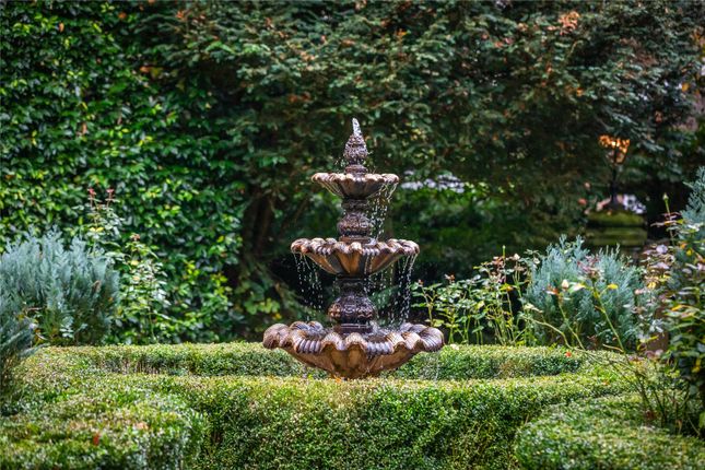 Garden Feature