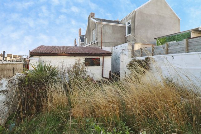 27, Kenilworth Road, Barry photo 4