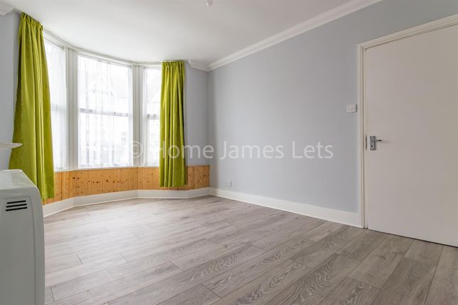 Flat to rent in Rutland Road, Hove