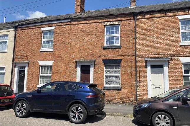 Thumbnail Terraced house for sale in Westgate, Sleaford