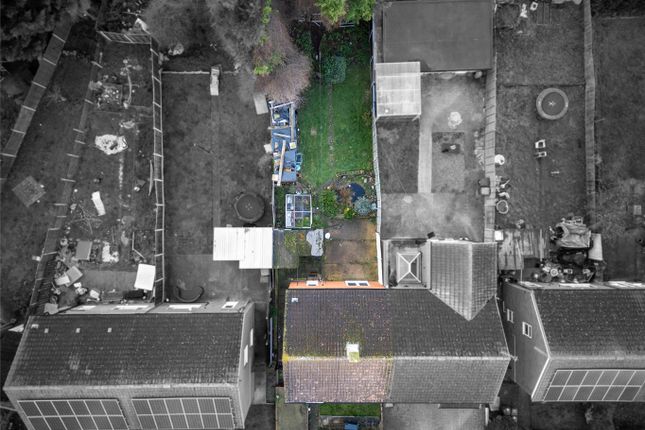 40, Hartshill Road, Gravesend photo 4