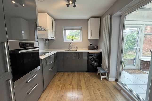 2, Milbrook Drive, Liverpool photo 3