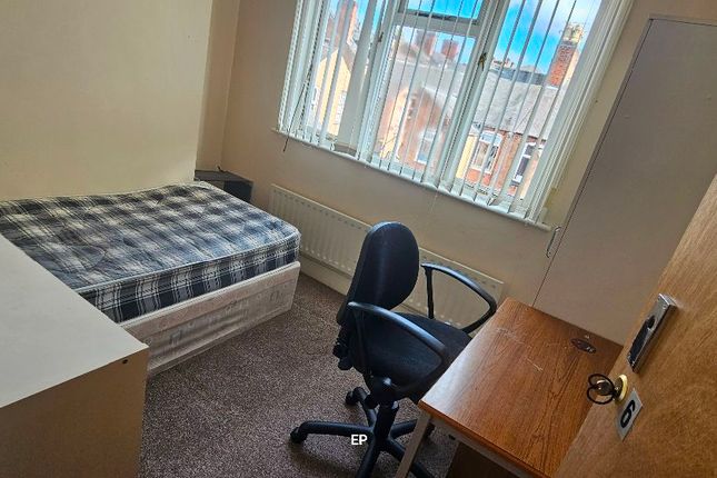 Terraced house to rent in Prebend Street, Leicester