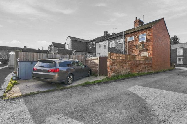 73 St. Johns Road, Chesterfield photo 4