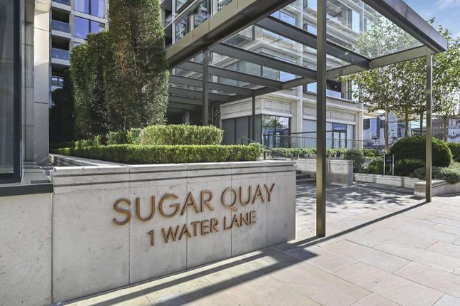 Thumbnail Flat to rent in Sugar Quay, 1 Water Lane, London