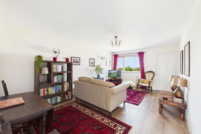 20, Anthony Close, Bude photo 3