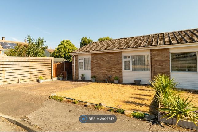 2-bed house on Romany Close, Letchworth, £346/mo