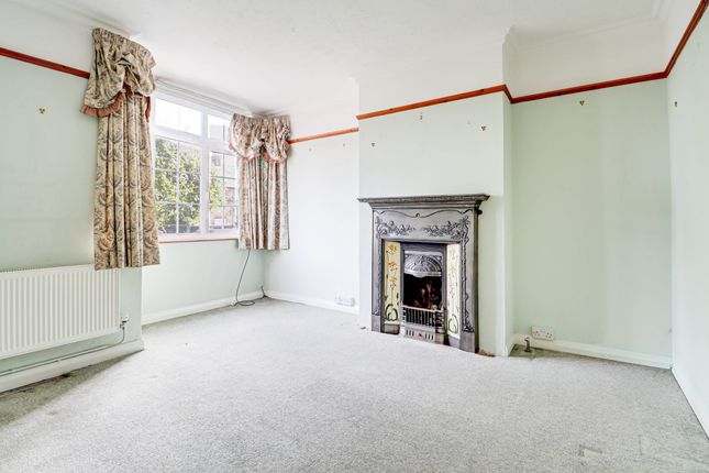 14, Front Street, Slip End photo 2