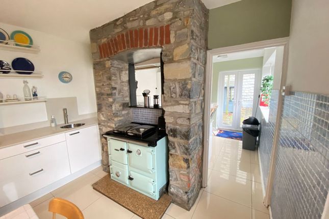 28 Coronation Terrace, Penarth photo 4