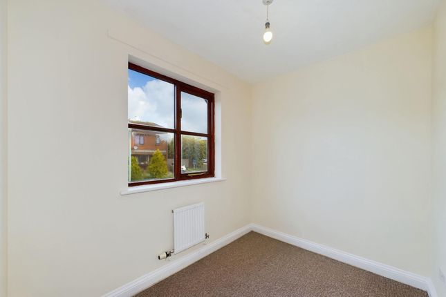 End terrace house to rent in Kerria Close, Paignton