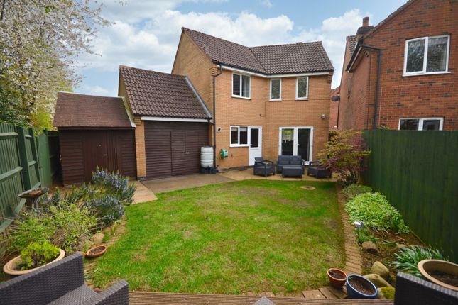 49, Firs Avenue, Uppingham photo 2