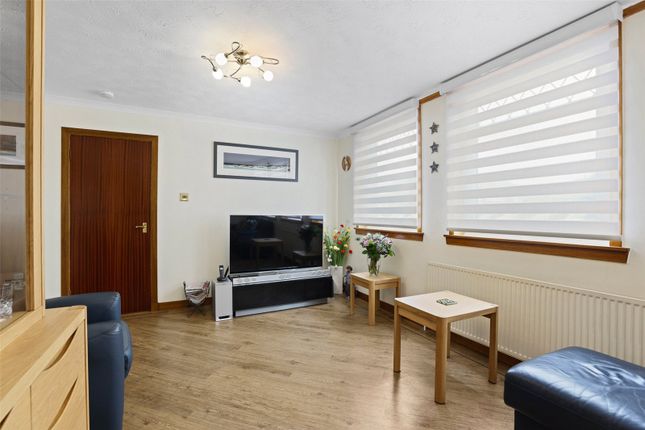 48, Nimmo Place, Perth and Kinross photo 4