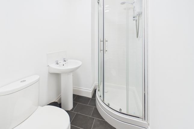 Room 4, 44, Clarence Place, Plymouth photo 3