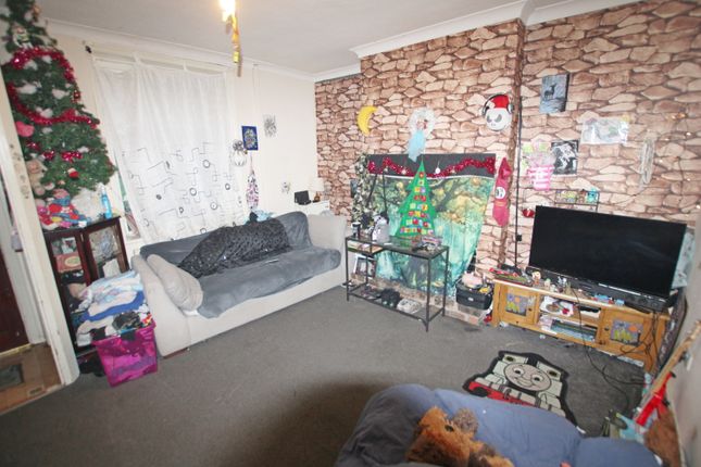 6, Brunswick Terrace, Bacup photo 2