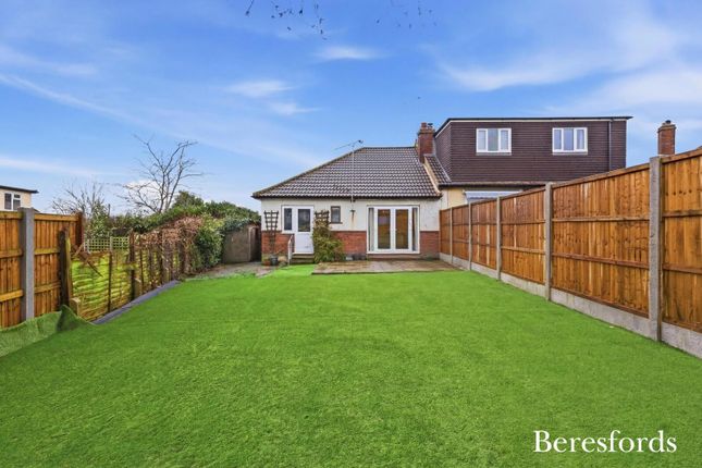 2, Ridgeway, Essex photo 3