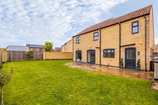 24, Cleveland Avenue, North Hykeham photo 4