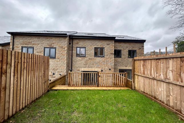Town house for sale in Vale St, Bacup, Rossendale