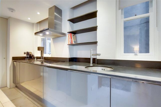 Flat 21, Aldwych Buildings,, Parker Mews, London photo 3