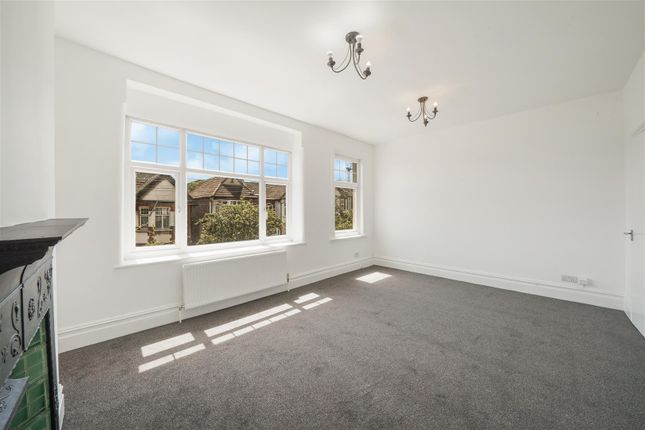 5B, Mostyn Avenue, Wembley photo 4