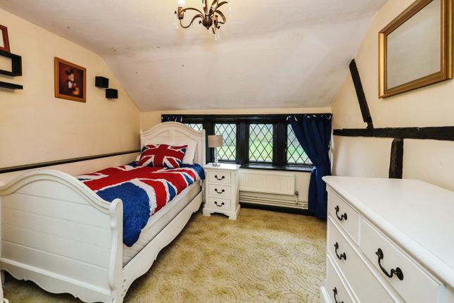 Cottage for sale in Anmore Lane, Waterlooville, Hampshire
