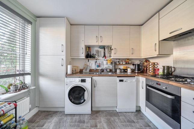 12, Cedar Corner, Hitchin photo 3