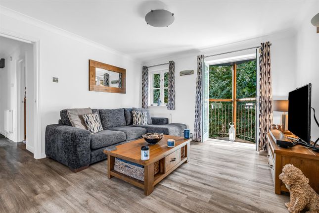 6, Coopers Court, Hertford photo 4