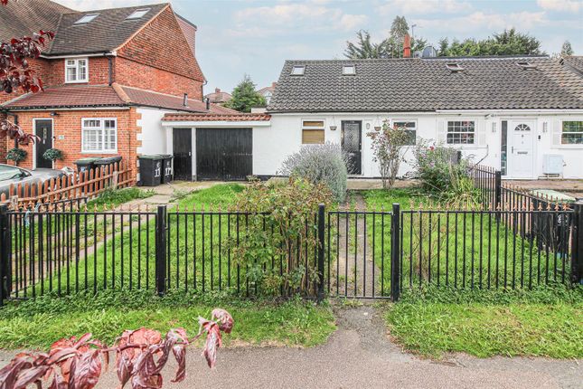 Thumbnail Bungalow for sale in Loughton Way, Buckhurst Hill