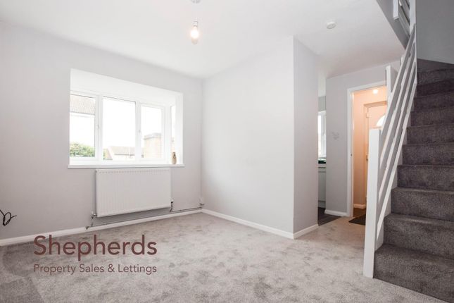 86, Jacksons Drive, Cheshunt photo 2