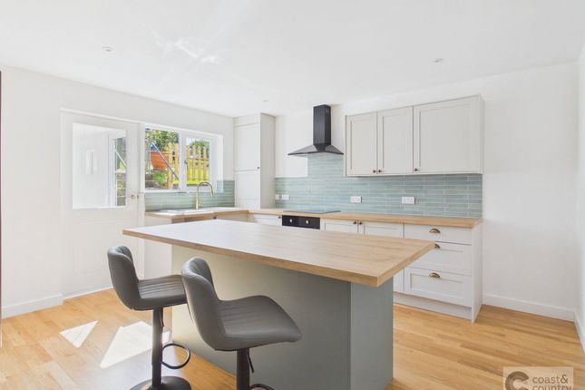 8 Chichester Way, Newton Abbot photo 3