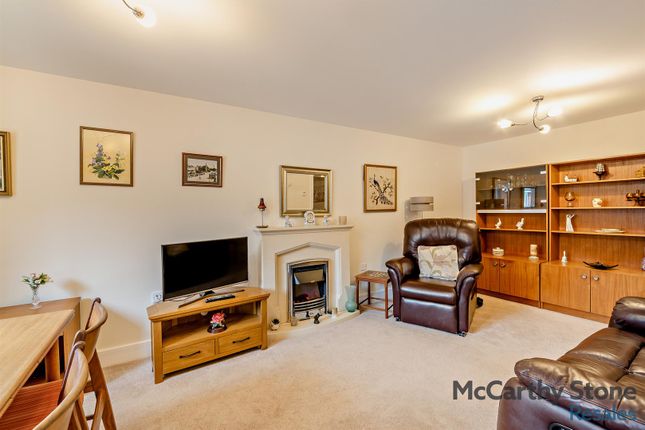 12 Clover Leaf Court, Ackender Road, Alton photo 3
