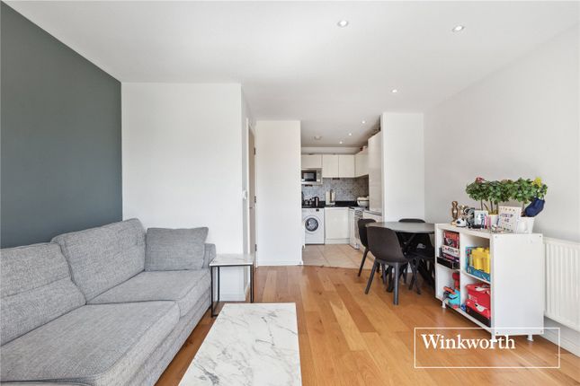 Flat 1,, Corn House, Mill Hill East photo 4