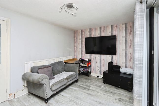 31, Garland Croft, South Yorkshire photo 4