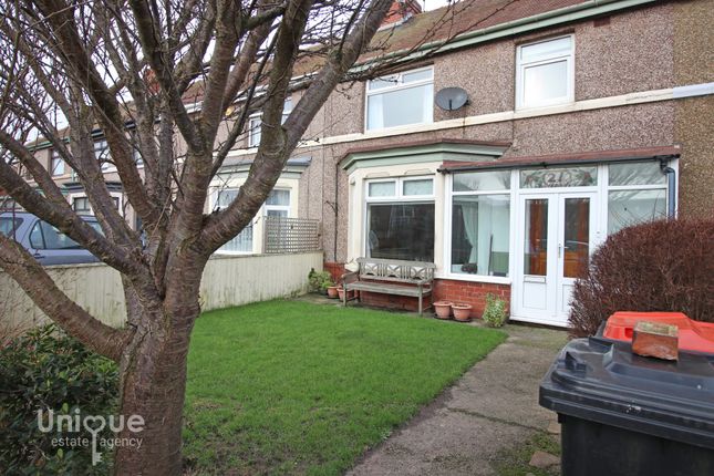 Thumbnail Terraced house for sale in Northfleet Avenue, Fleetwood