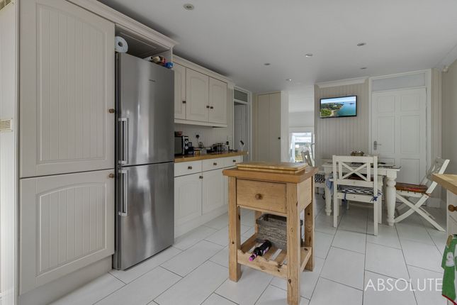 Wide Horizons Lincombe Drive, Torquay photo 3