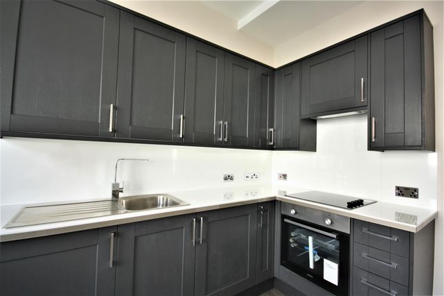 Flat 8, North West House, 45 West Street, Brighton photo 2