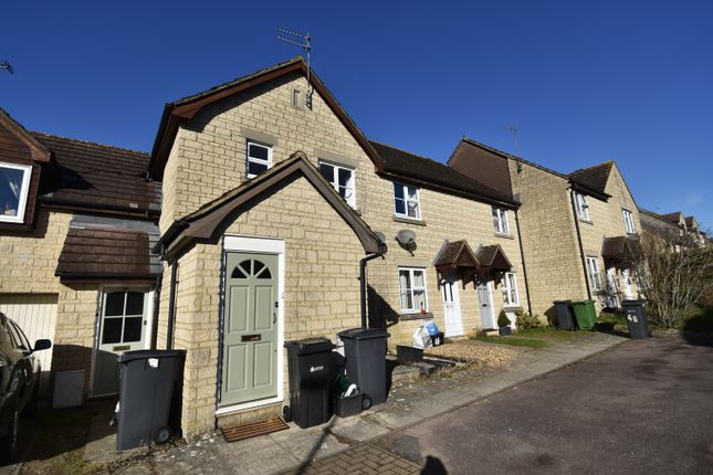 Thumbnail Flat to rent in Haygarth Close, Cirencester
