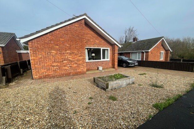 Bungalow to rent in Juniper Close, Lincoln