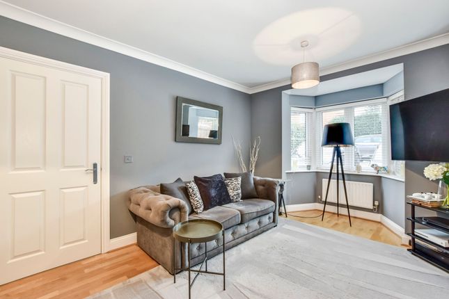 29 Jubilee Walk, Kings Langley photo 4