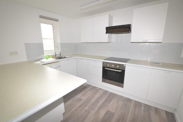 16, Crosswalla Fields, Helston photo 2