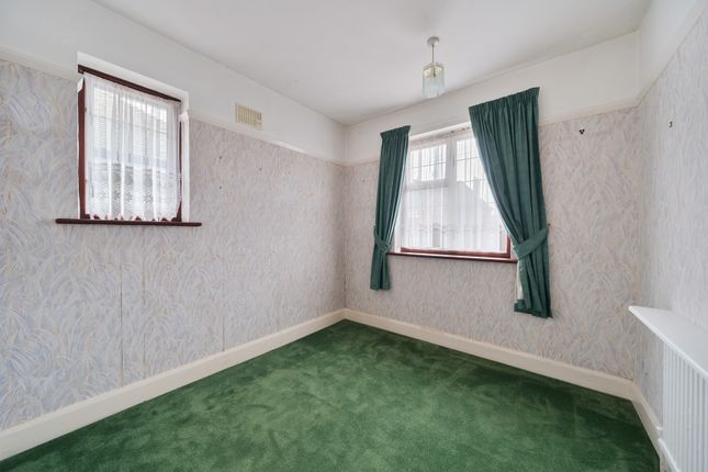 Bungalow for sale in Grafton Road, Worcester Park, Surrey