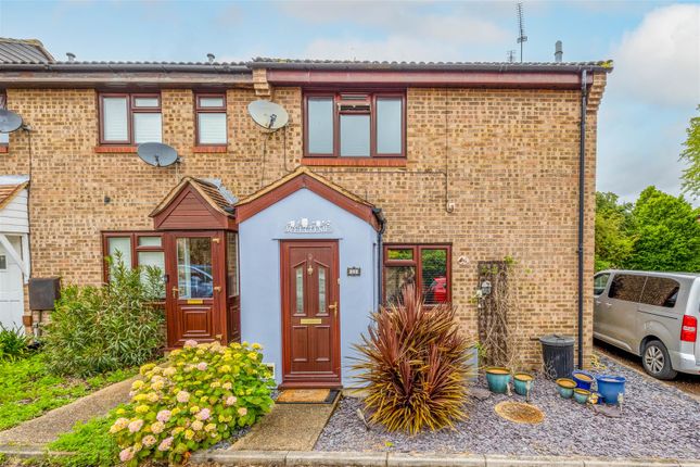 Thumbnail Terraced house for sale in The Bentleys, Southend-On-Sea