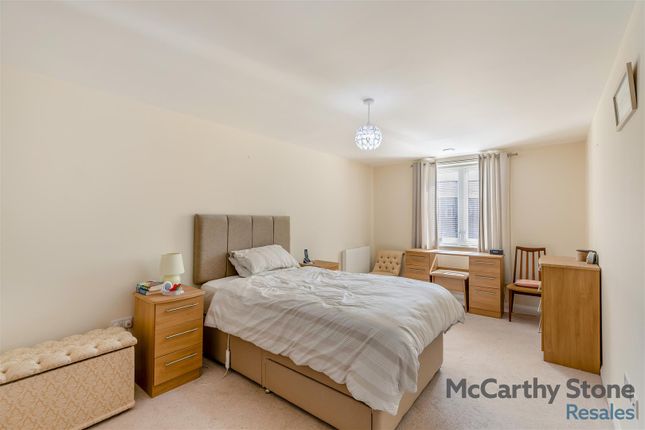 8646910-Interior13.Jpg