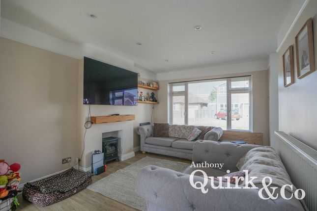 6, Beach Road, Canvey Island photo 2