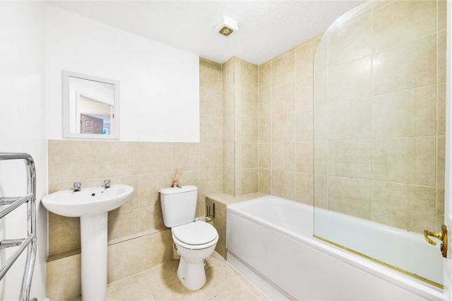 5, Burghley Hall Close, London photo 4