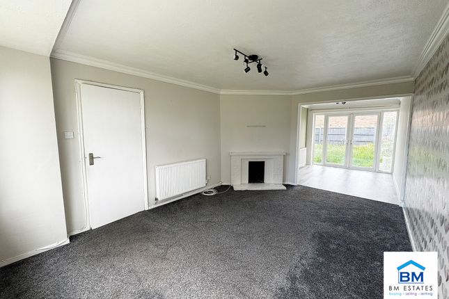 14, Curtis Close, Leicester photo 3