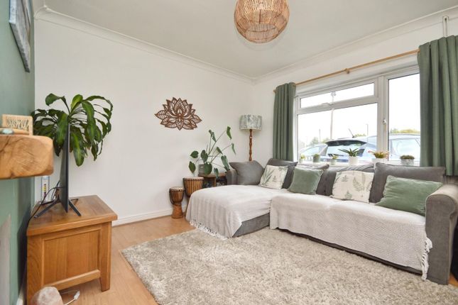 16, Rudgewood Close, Bristol photo 4